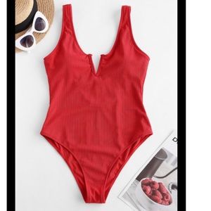 ZAFUL V-notch Ribbed Low Back One-piece Swimsuit